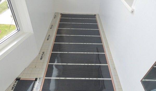 Как сделать теплый пол на балконе и лоджии: выбор системы обогрева + монтажные инструкции
