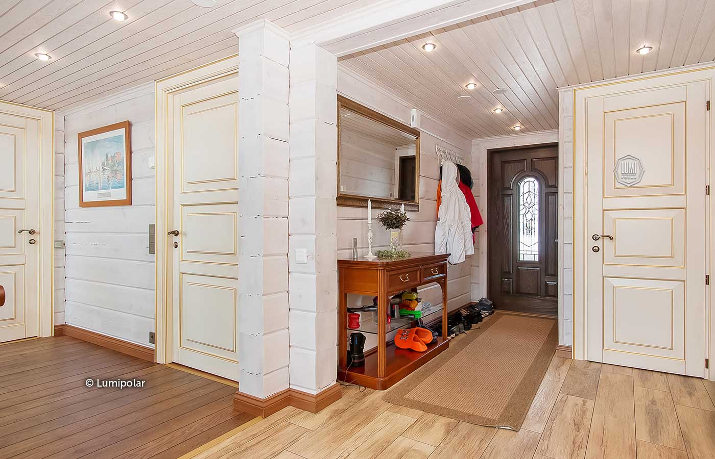 Внутренняя отделка дома из бревна (51 фото): как можно отделать бревенчатое строение внутри, использование декоративного каната, чем обшить потолок