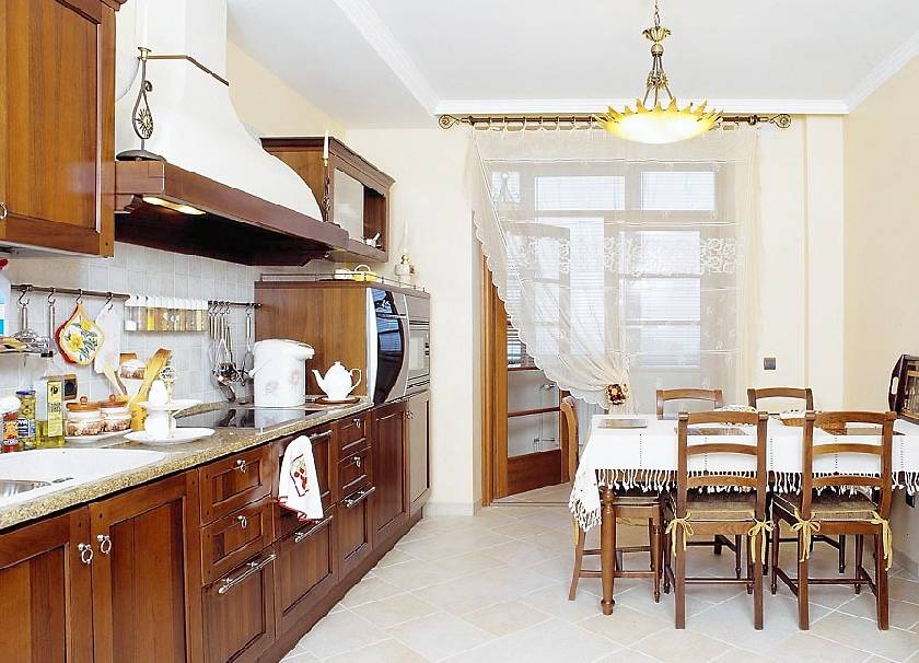 Шторы на балкон (100 фото) - новинки, разновидности и идеи оформления