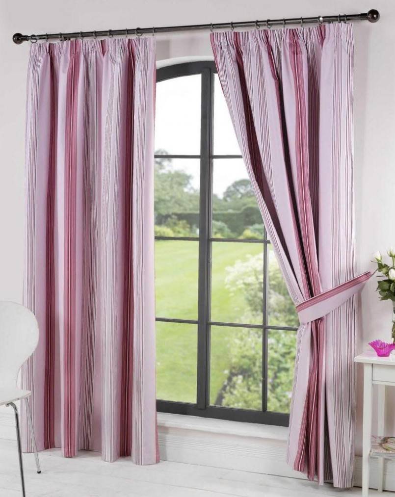 Розовые шторы в спальне (43 фото): серый интерьер со шторами нежно-розового цвета и другие варианты